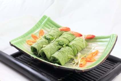 Cải xanh cuốn tôm