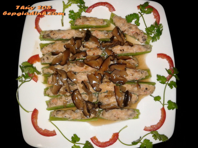 Cải xanh nhồi tôm gà