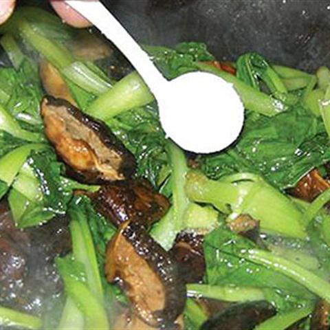 Cách làm cải xào nấm hương