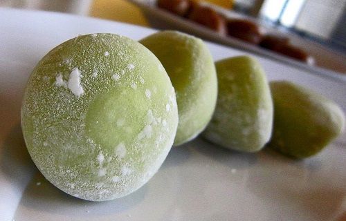 Cắn ngập răng với gà nướng nước sốt tỏi vàng giòn hương vị đọng mãi nơi đầu lưỡi