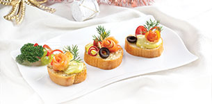 Canape cá hồi trái bơ