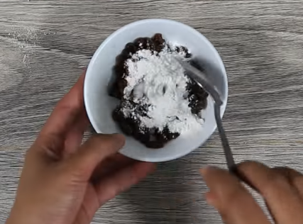 Càng ăn càng mê món bánh papparoti cà phê giòn tan bên ngoài, mềm mịn bên trong