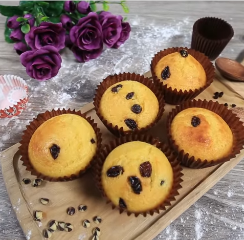 Càng ăn càng mê món bánh papparoti cà phê giòn tan bên ngoài, mềm mịn bên trong