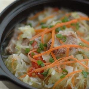 Cách làm canh bắp cải nấu sườn