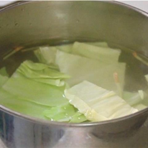 Cách làm canh bắp cải thịt viên