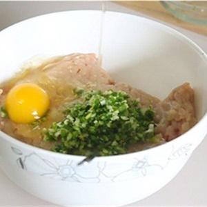 Cách làm canh bắp cải thịt viên