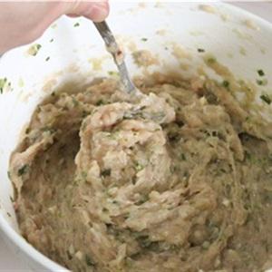 Cách làm canh bắp cải thịt viên