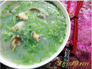 Canh bầu nấu trai