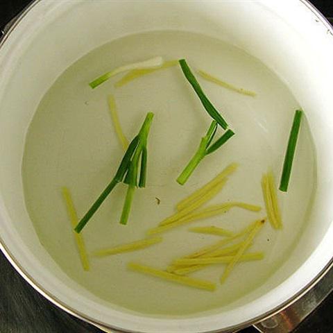 Cách làm canh bí đao hải sản