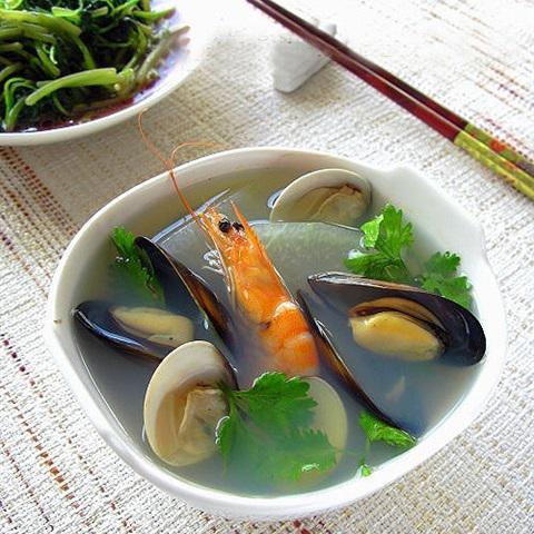 Cách làm canh bí đao hải sản