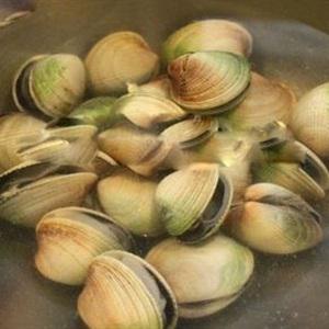 Cách làm canh bí đao nấu nghêu