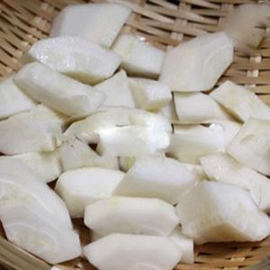 Cách làm canh bí đao nấu nghêu