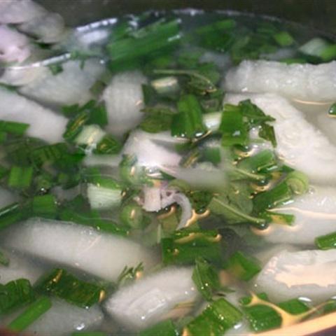 Cách làm canh bí đao nấu nghêu