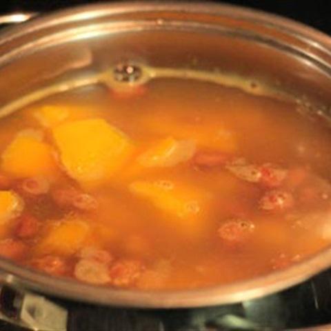 Cách làm canh bí đỏ bò viên