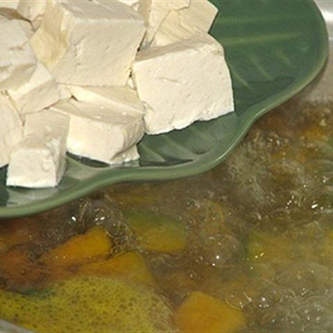 Cách làm canh bí đỏ đậu hũ