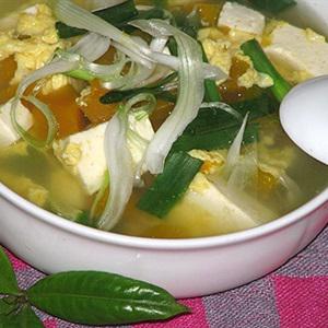 Cách làm canh bí đỏ đậu hũ