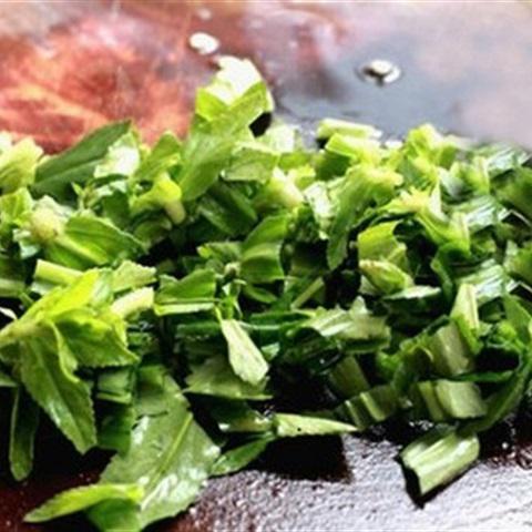 Cách làm canh bí đỏ hầm đậu phộng