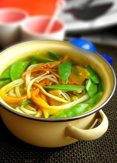 Canh bí đỏ nấu nấm