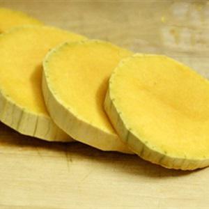 Cách làm canh bí đỏ nấu sườn tôm