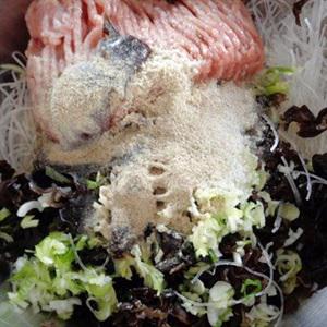 Cách nấu canh bí ngòi nhồi thịt