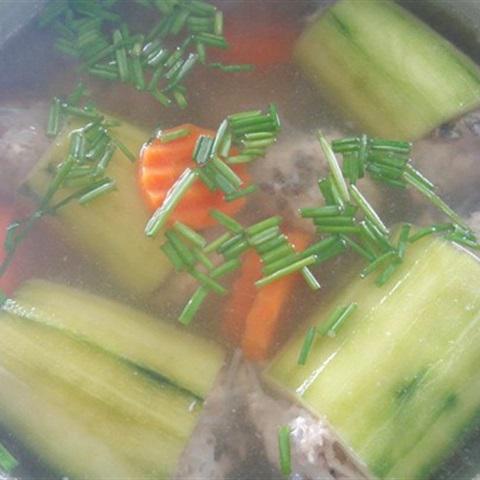 Cách nấu canh bí ngòi nhồi thịt