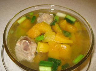 Canh bí sườn non