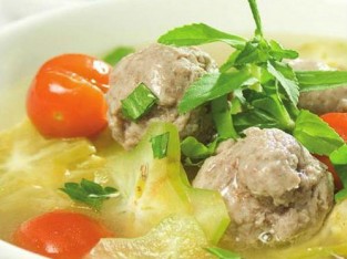 Canh bò nấu khế