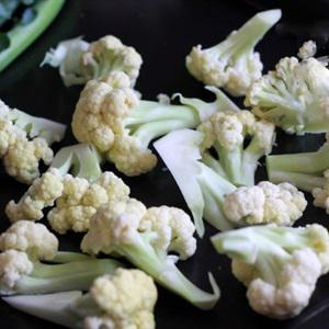 Cách làm canh bông cải thịt bò viên