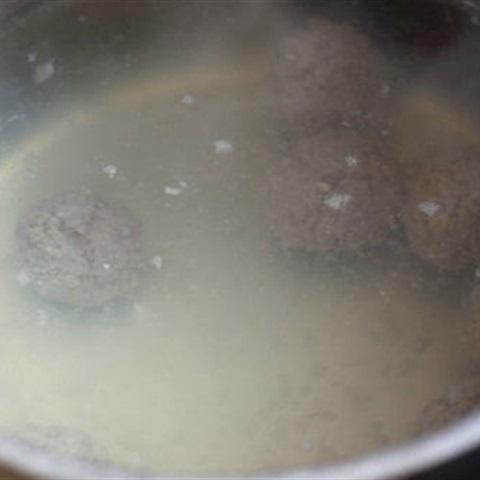 Cách làm canh bông cải thịt bò viên