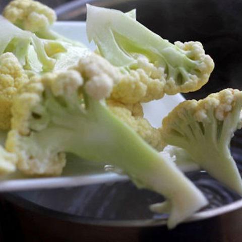 Cách làm canh bông cải thịt bò viên