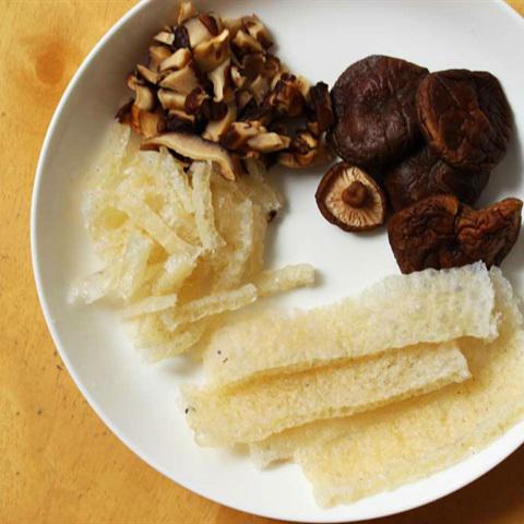 Cách làm canh bóng thả