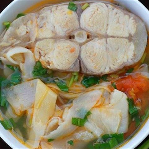 Cách làm canh cá ba sa nấu măng
