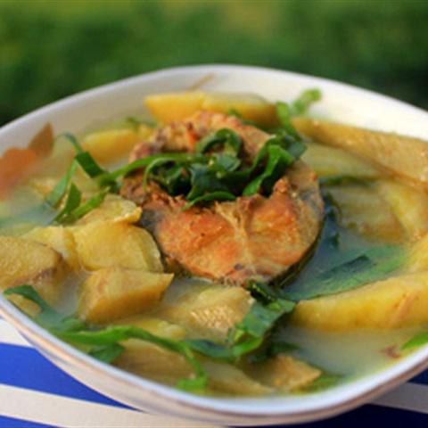 Cách làm canh cá chép nấu chuối xanh
