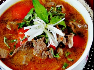 Canh cà chua thịt bò