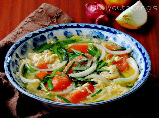 Canh cà chua trứng