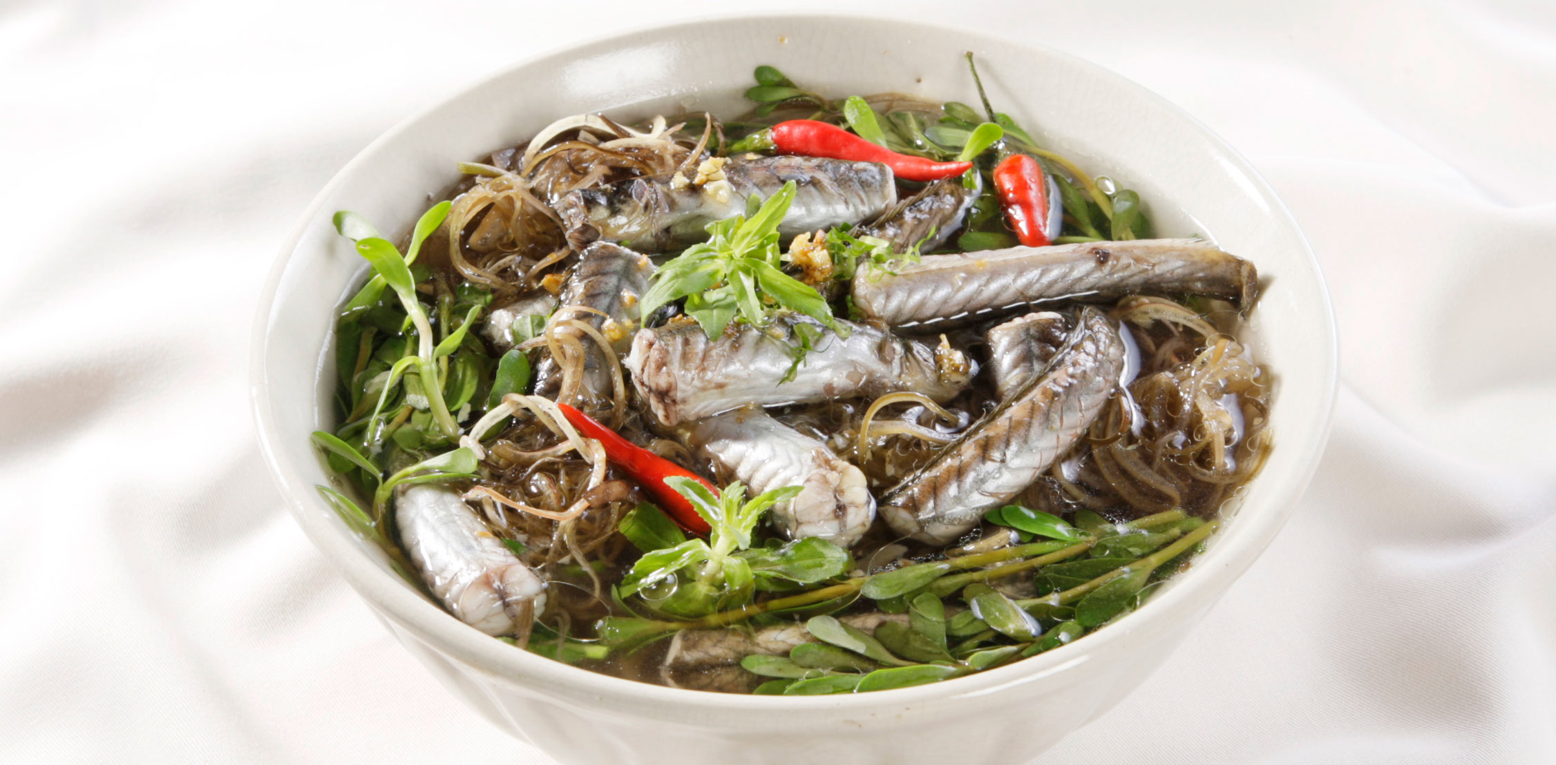 Canh cá kèo rau đắng