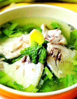 Canh cá lóc nấu cải bẹ xanh