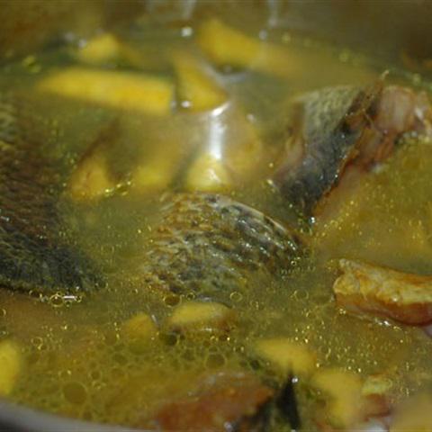 Cách làm canh cá lóc nấu chuối