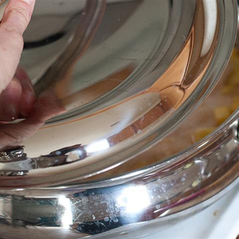 Cách làm canh cá lóc rau cần nước