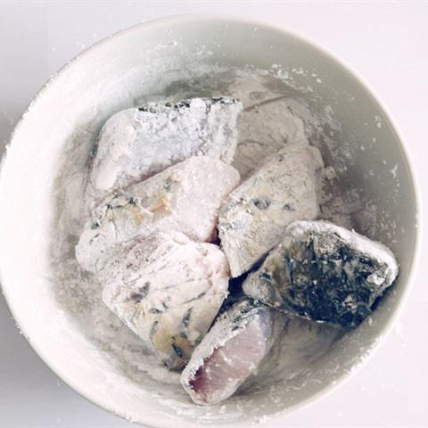 Cách làm canh cá nấu cà chua