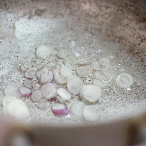 Cách làm canh cá nấu măng