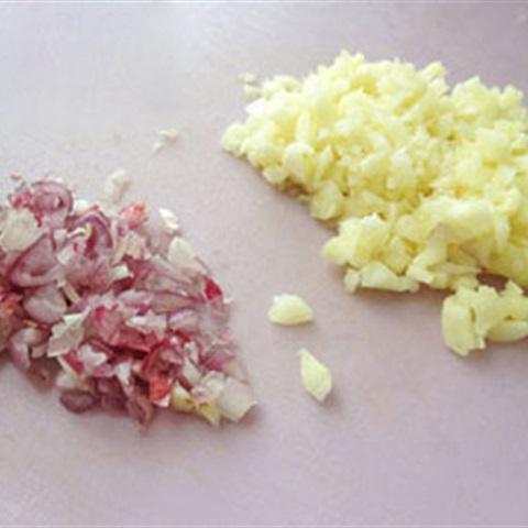 Cách làm canh cá nấu thì là