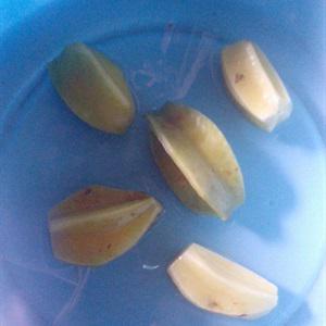 Cách làm canh cá ngạnh sông nấu khế