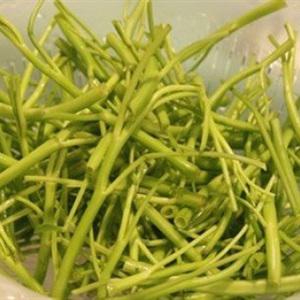 Canh cá rau muống