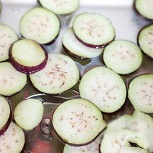 Cách làm canh cà tím đậu hũ