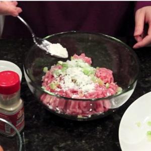 Cách làm canh cải thảo thịt viên