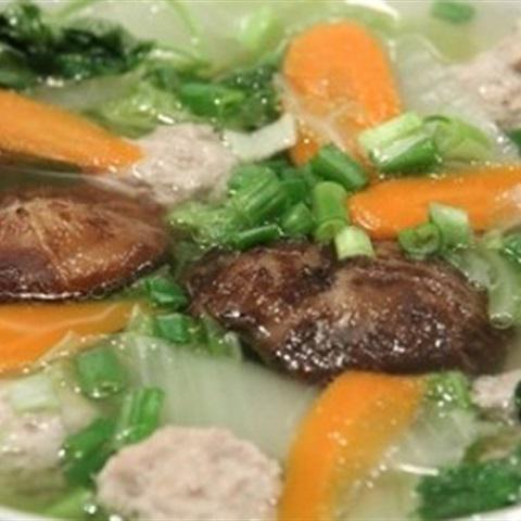 Cách làm canh cải thảo thịt viên