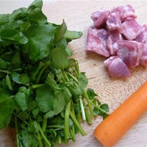 Cách làm canh cải xoong nấu sườn