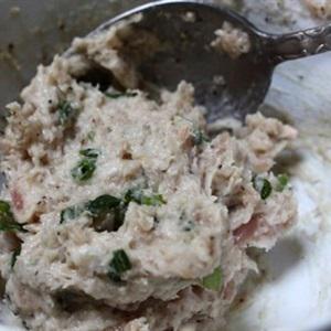 Cách làm canh chả cá nấu cải bẹ