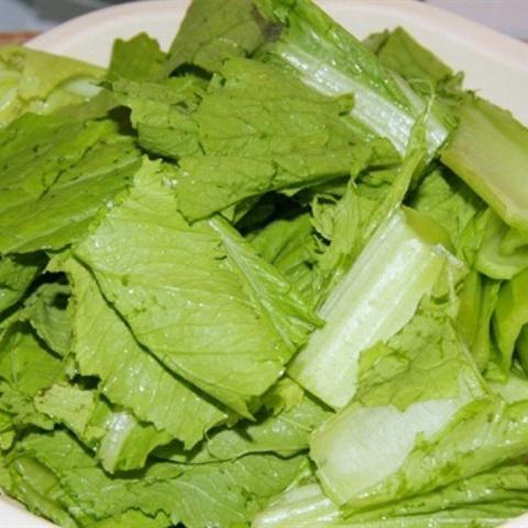 Cách làm canh chả cá nấu cải bẹ